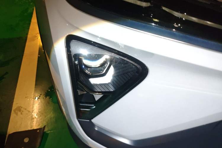 Used Nio EC6 2020 430 km Sport Version Right Front Headlight
