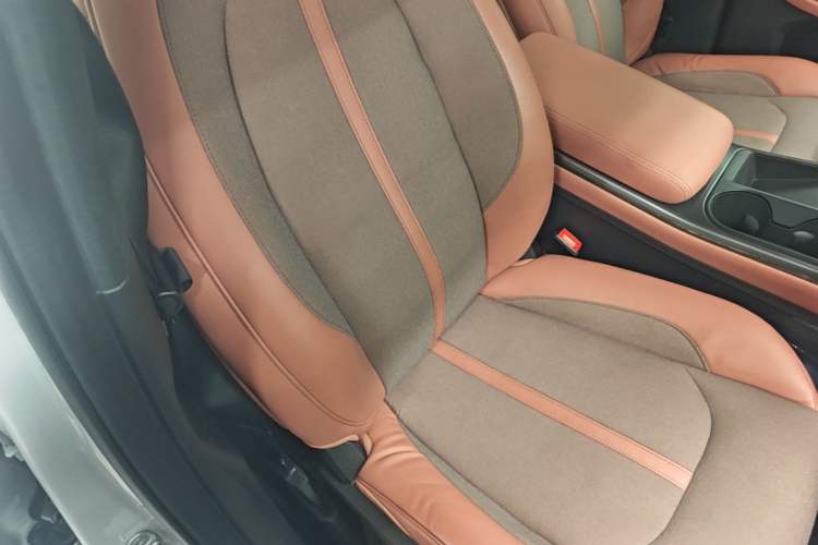 Used Nio EC6 2020 465 km Sport Edition Right Front Seat