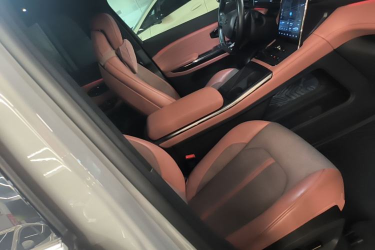 Used Nio EC6 2020 605 km Sport Edition Right Front Seat