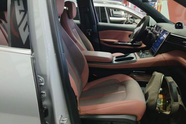 Used Nio EC6 2020 440 km Performance Version Right Front Seat