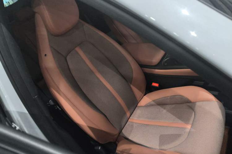 Used Nio EC6 2020 430 km Sport Version Right Front Seat