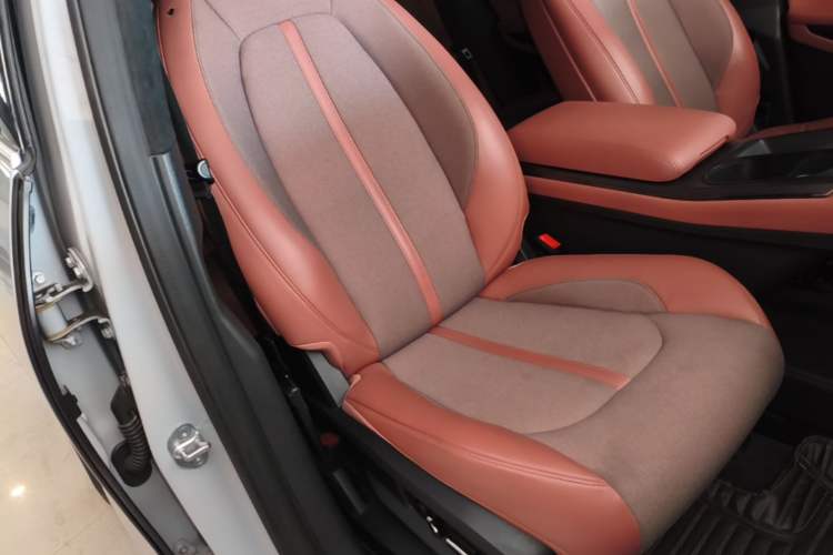Used Nio EC6 2020 440 km Performance Version Right Front Seat