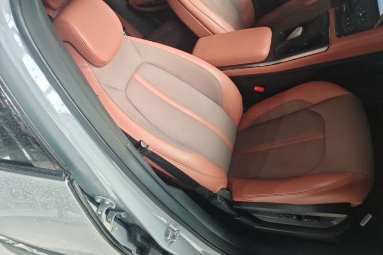 Used Nio EC6 2020 430 km Sport Version Right Front Seat