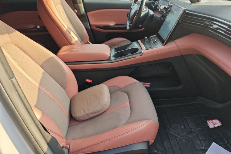 Used Nio EC6 2020 605 km Sport Edition Right Front Seat