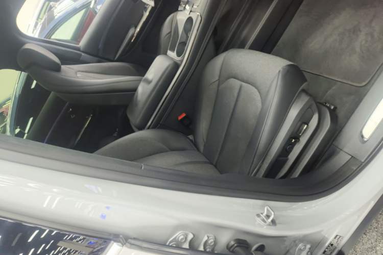 Used Nio EC6 2020 605 km Sport Edition Right Front Seat
