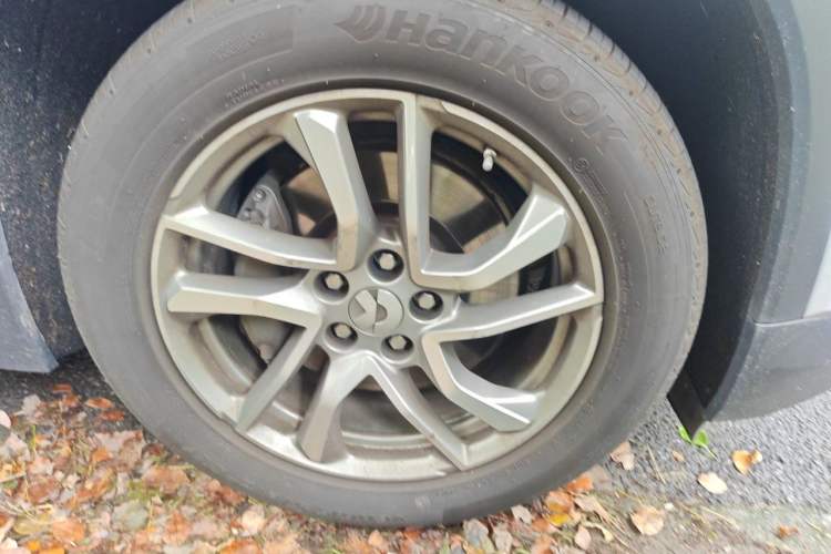 Used Nio EC6 2020 615 km Performance Edition Right Front Wheel Hub