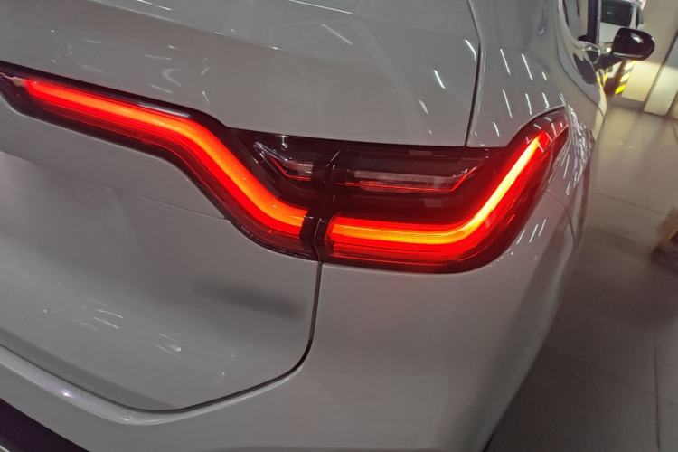 Used Nio EC6 2020 605 km Sport Edition Right Rear Taillight