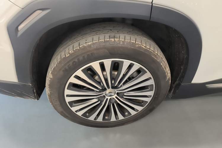 Used Nio EC6 2020 605 km Sport Edition Right Rear Wheel Hub