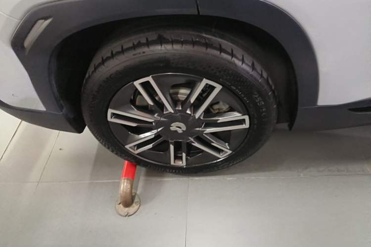 Used Nio EC6 2020 430 km Sport Version Right Rear Wheel Hub