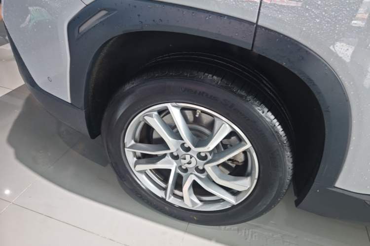 Used Nio EC6 2020 430 km Sport Version Right Rear Wheel Hub