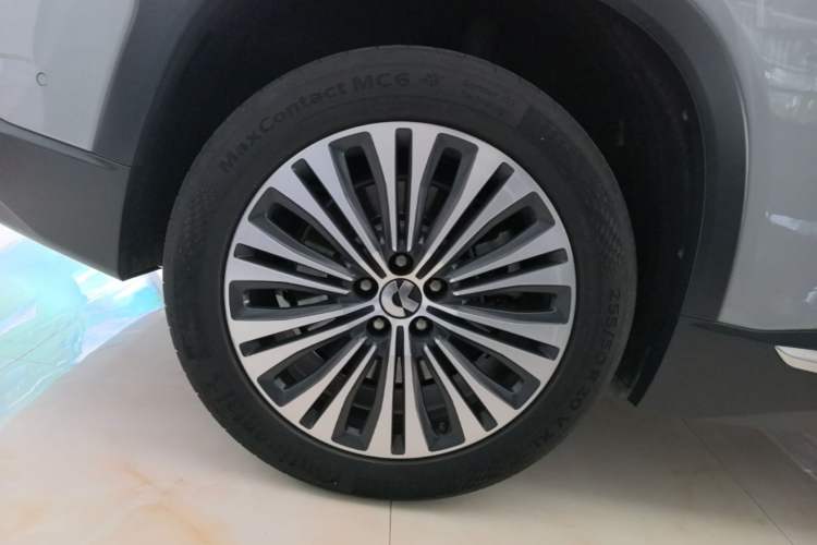 Used Nio EC6 2020 430 km Sport Version Right Rear Wheel Hub