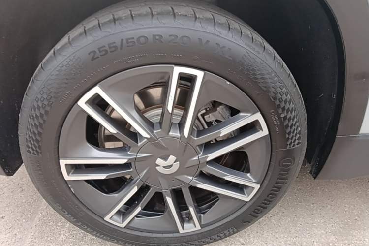 Used Nio EC6 2020 430 km Sport Version Right Rear Wheel Hub