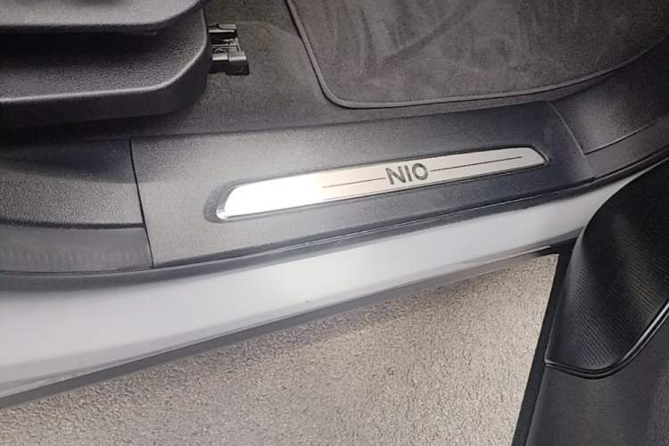 Used Nio EC6 2020 430 km Sport Version Right Side Sill