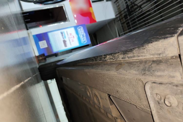 Used Nio EC6 2020 605 km Sport Edition Right Side Sill