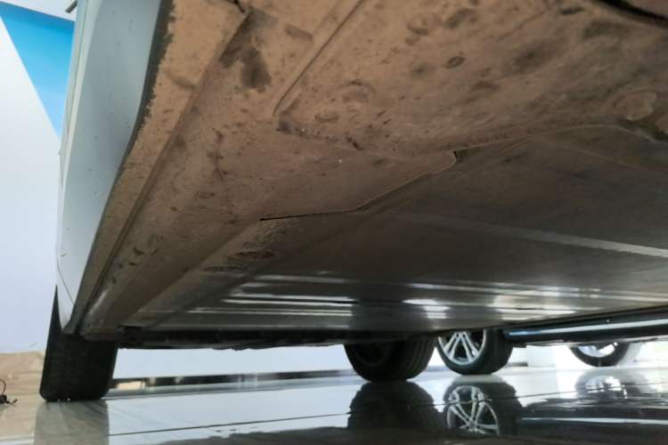 Used Nio EC6 2020 430 km Sport Version Right Side Sill