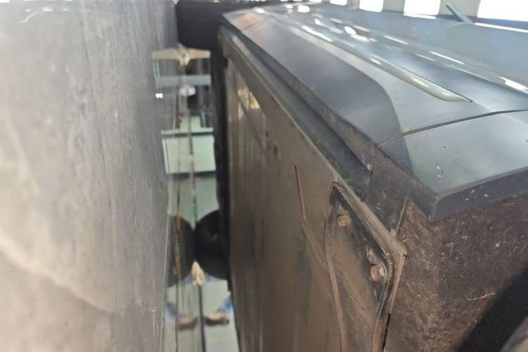 Used Nio EC6 2020 430 km Sport Version Right Side Sill