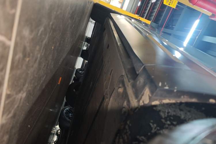 Used Nio EC6 2020 605 km Sport Edition Right Side Sill