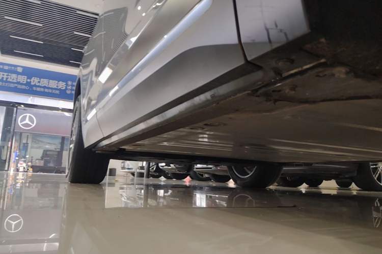 Used Nio EC6 2020 605 km Sport Edition Right Side Sill