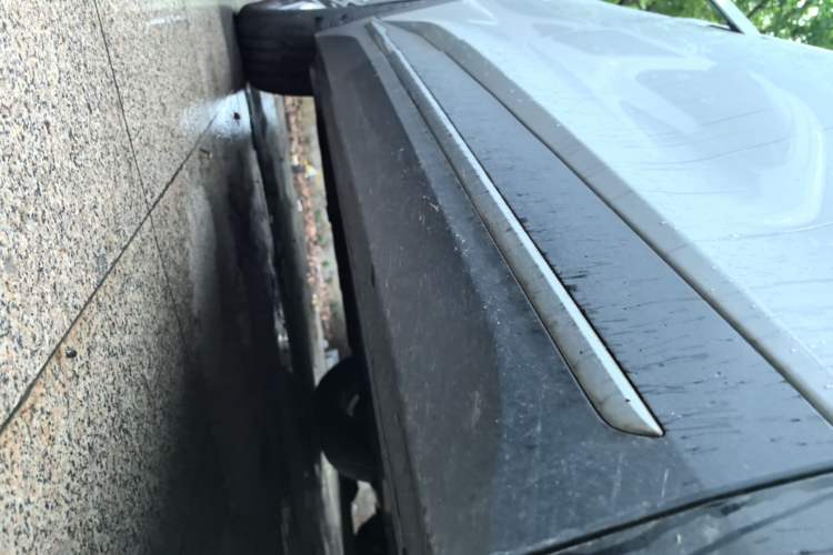Used Nio EC6 2020 430 km Sport Version Right Side Sill