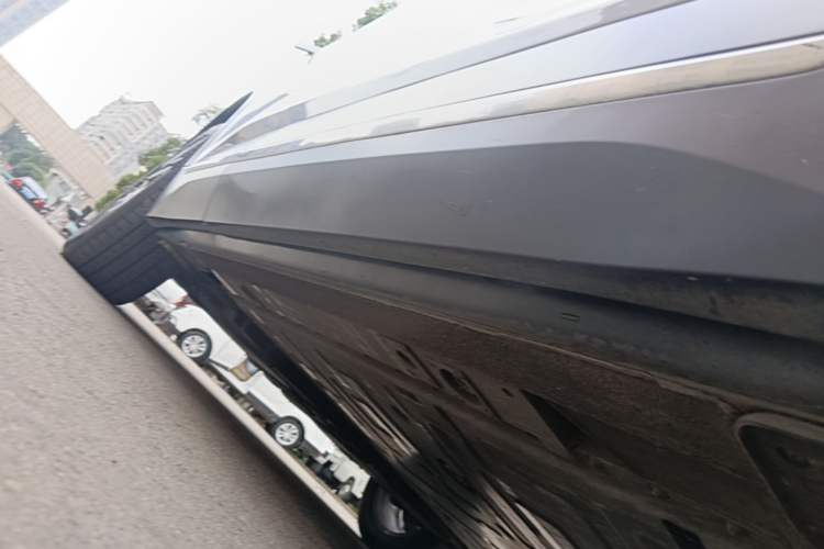 Used Nio EC6 2020 430 km Sport Version Right Side Sill