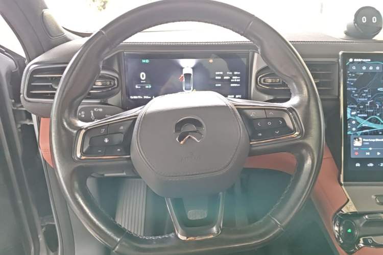 Used Nio EC6 2020 465 km Sport Edition Steering Wheel