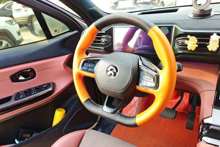 Used Nio EC6 2020 605 km Sport Edition Steering Wheel