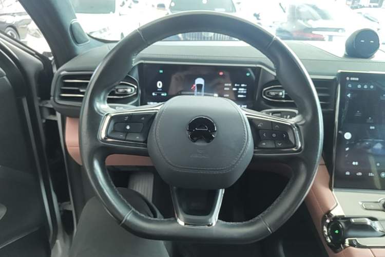Used Nio EC6 2020 465 km Sport Edition Steering Wheel