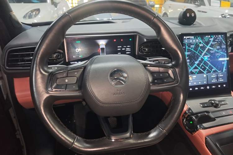 Used Nio EC6 2020 605 km Sport Edition Steering Wheel