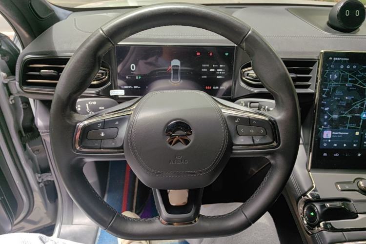 Used Nio EC6 2020 605 km Sport Edition Steering Wheel
