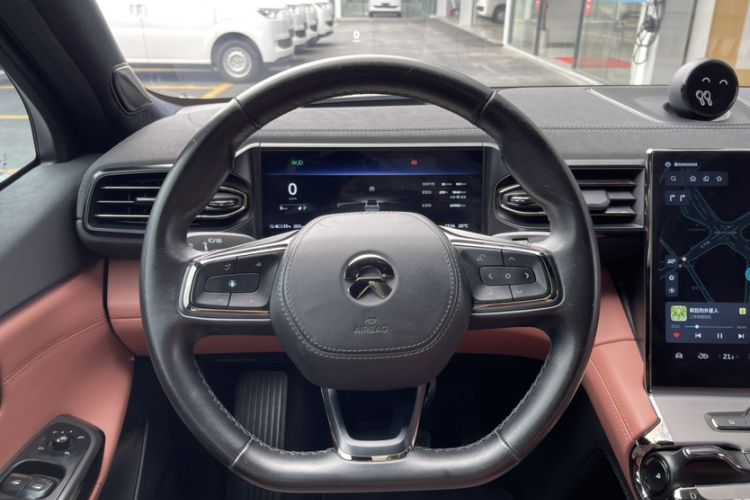Used Nio EC6 2020 605 km Sport Edition Steering Wheel