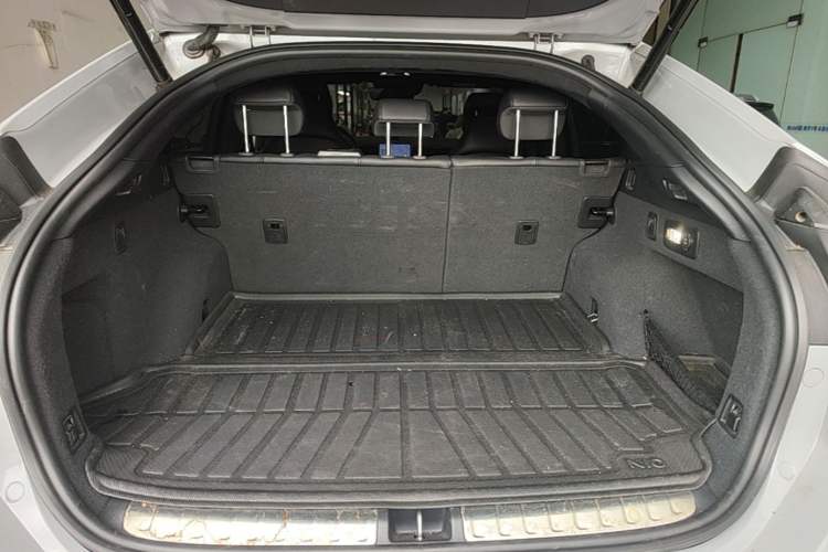 Used Nio EC6 2020 465 km Sport Edition Trunk