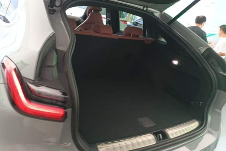 Used Nio EC6 2020 465 km Sport Edition Trunk