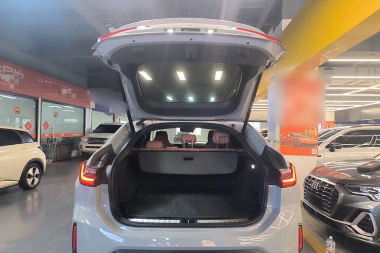 Used Nio EC6 2020 605 km Sport Edition Trunk