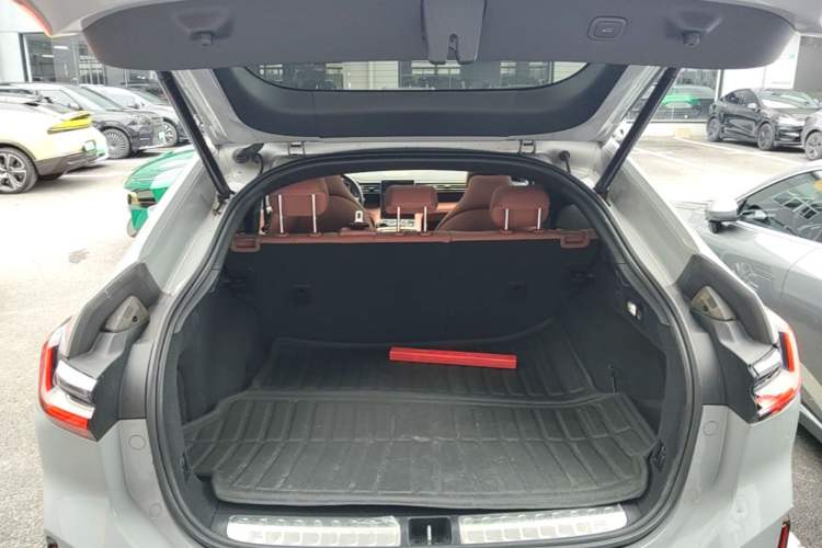 Used Nio EC6 2020 430 km Sport Version Trunk