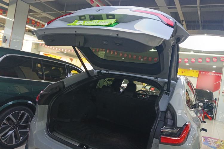 Used Nio EC6 2020 605 km Sport Edition Trunk