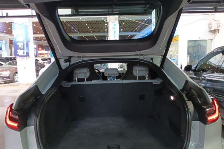Used Nio EC6 2020 440 km Performance Version Trunk