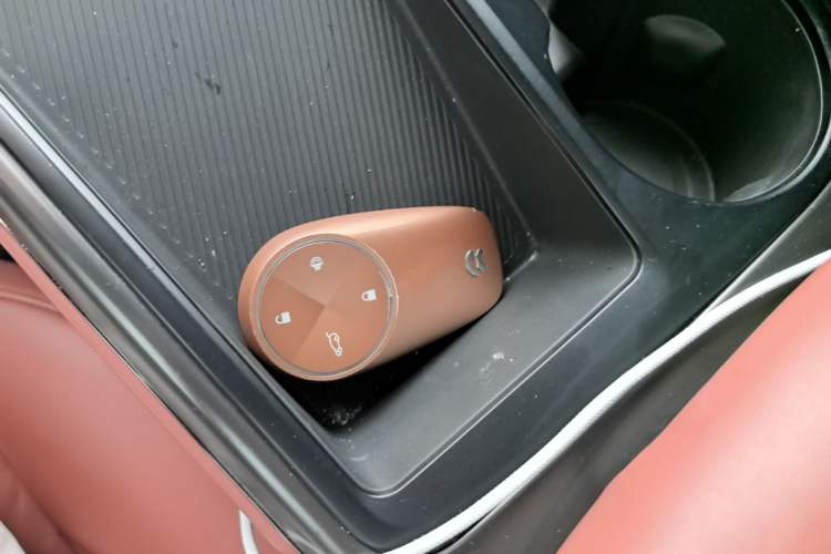 Used Nio EC6 2020 430 km Sport Version Vehicle Key