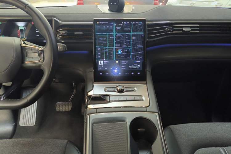 Used Nio EC6 2020 605 km Sport Edition Audio And AC Panel