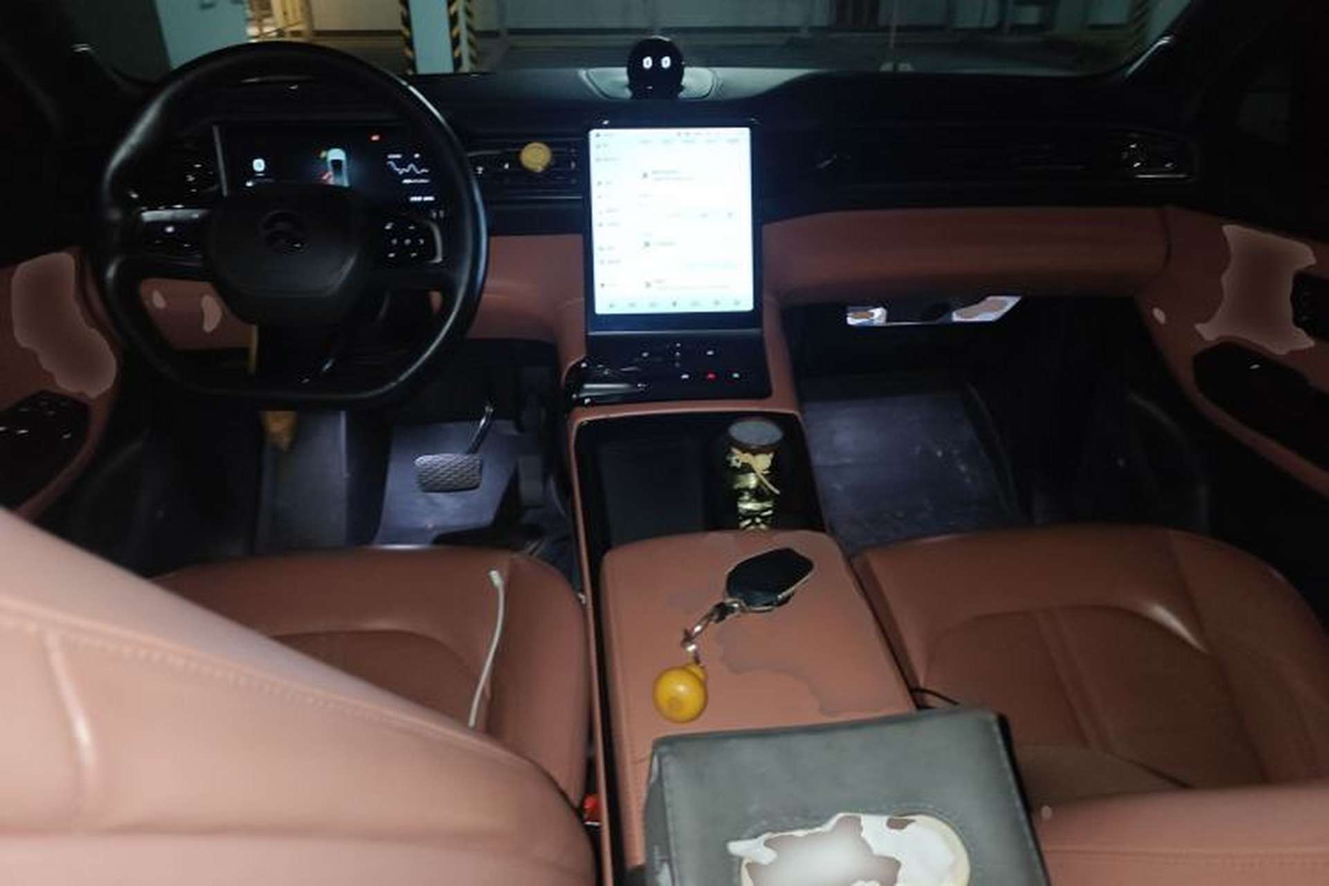 Used Nio EC6 2020 440KM Signature Edition Center Console
