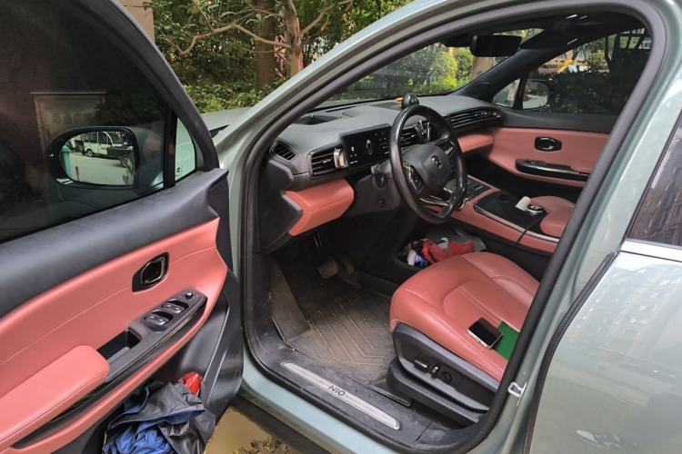 Used Nio EC6 2020 605 km Sport Edition Driver Seat