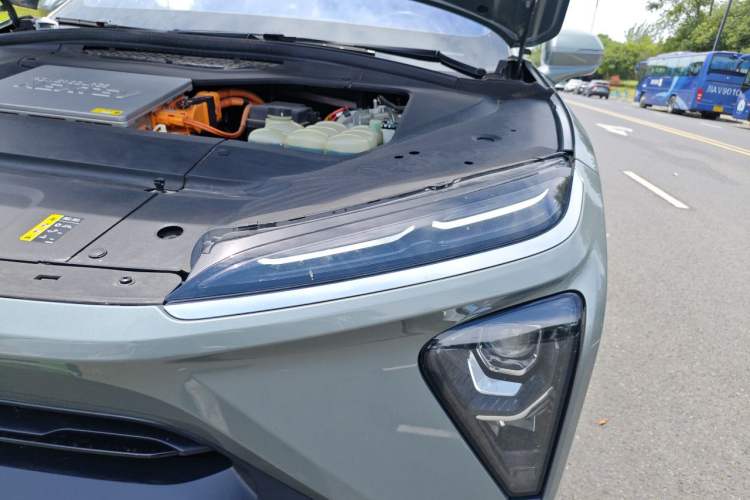 Used Nio EC6 2020 430 km Sport Version Engine Bay Left