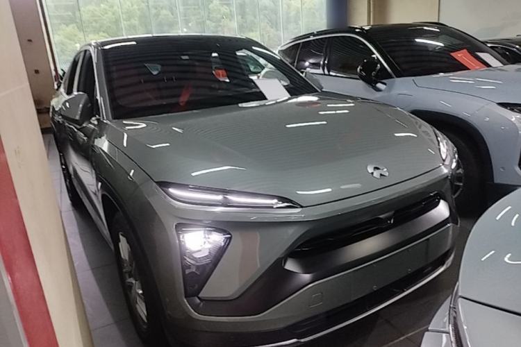 Used Nio EC6 2020 605 km Sport Edition Front Right 45 Deg