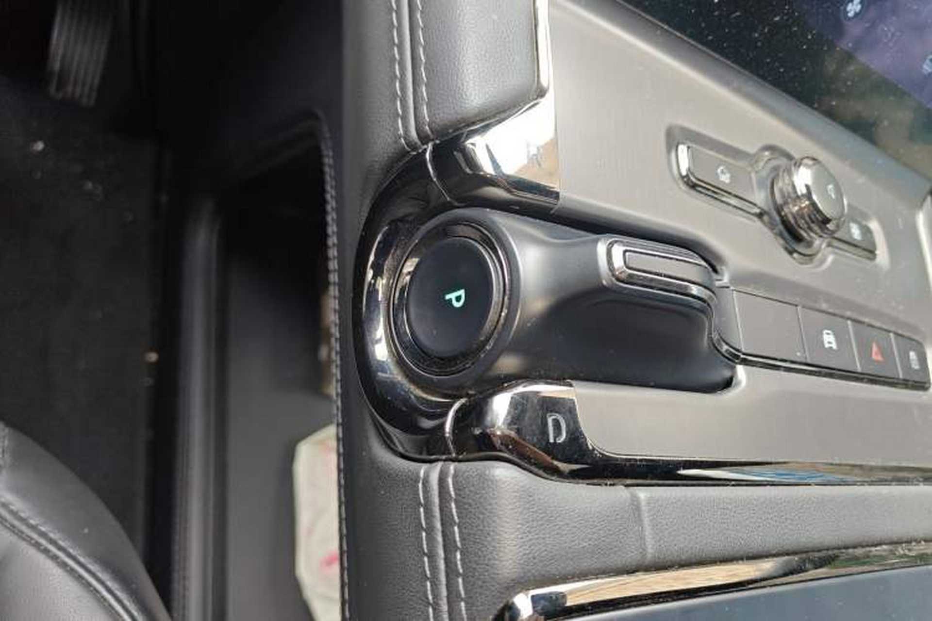 Used Nio EC6 2020 605 km Sport Edition Gear Lever