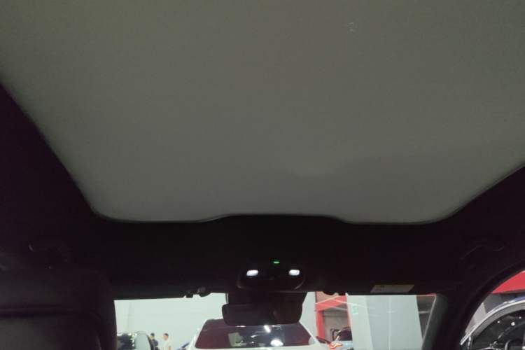 Used Nio EC6 2020 605 km Sport Edition Headliner