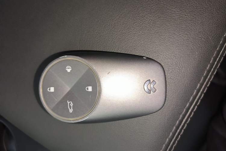 Used Nio EC6 2020 605 km Sport Edition Interior 1