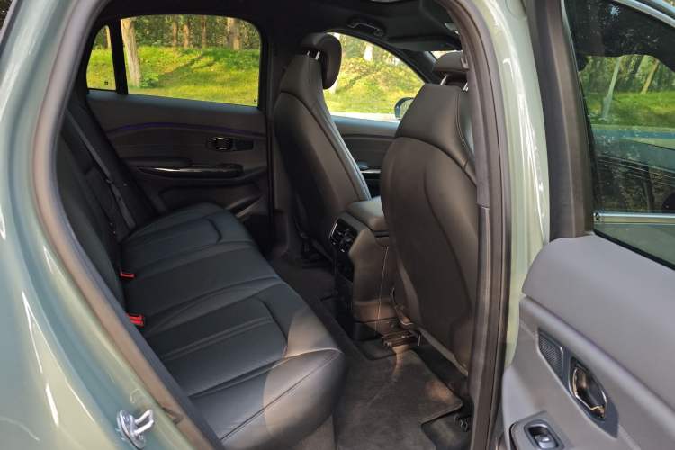 Used Nio EC6 2020 615 km Performance Edition Interior 4