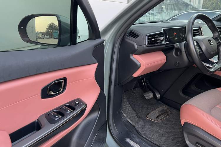 Used Nio EC6 2020 465 km Sport Edition Interior 7