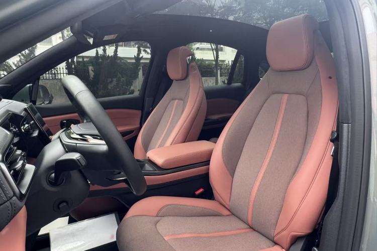 Used Nio EC6 2020 605 km Sport Edition Interior 9