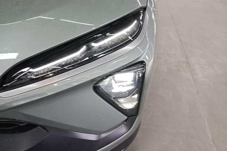 Used Nio EC6 2020 615 km Performance Edition Left Front Headlight