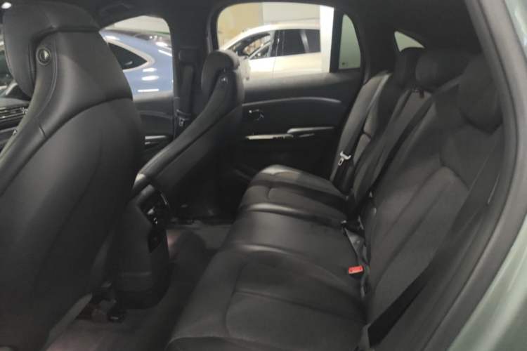 Used Nio EC6 2020 605 km Sport Edition Left Rear Seat